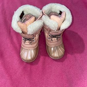 Cat & jack snow boots toddler size 9!!